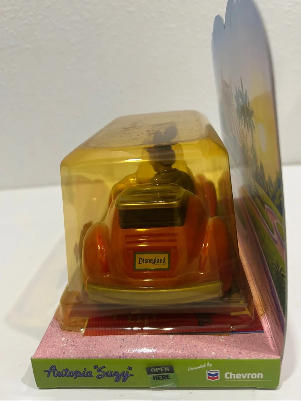 Vintage Y2K 2000 Chevron Cars Disneyland Autopia